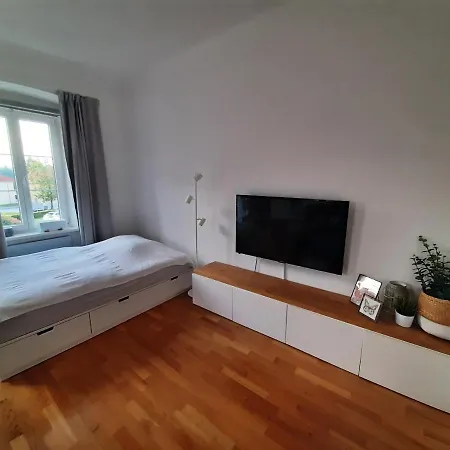 In Am Woerthersee Mit Seezugang