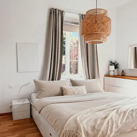 In Am Woerthersee Mit Seezugang Apartman *