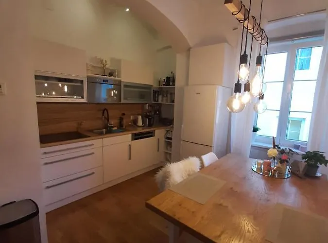 In Am Woerthersee Mit Seezugang דירה